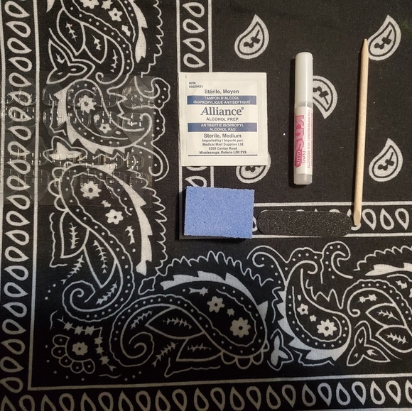 Luxury Hand Painted Red Dragon Nails - Picture 6 of 7